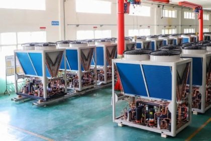 青岛宏宇环保空调设备有限公司创立于1999年，主要从事中央空调设备的研发与生产，公司已发展为集研发、设计、制造、安装、调试、销售、运维于一体的高新技术企业。 02