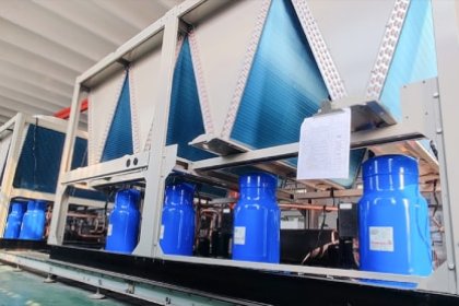 青岛宏宇环保空调设备有限公司创立于1999年，主要从事中央空调设备的研发与生产，公司已发展为集研发、设计、制造、安装、调试、销售、运维于一体的高新技术企业。 04